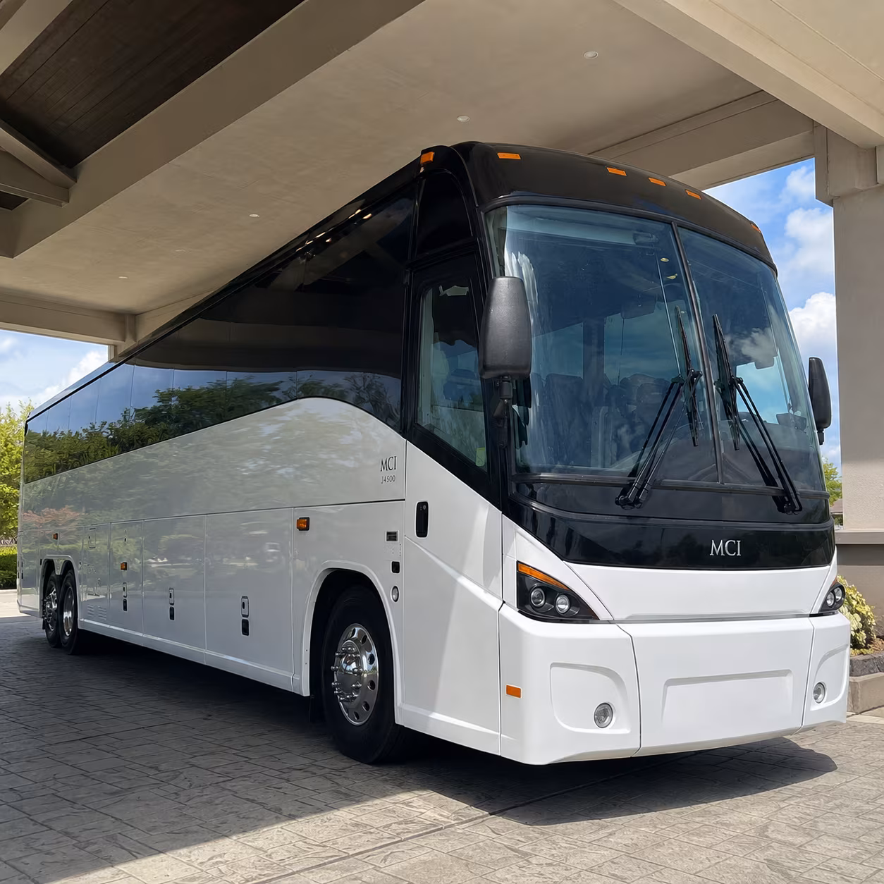 clovischarterbuscompany com can help you set up multi stop hotel pickup loops before your flight